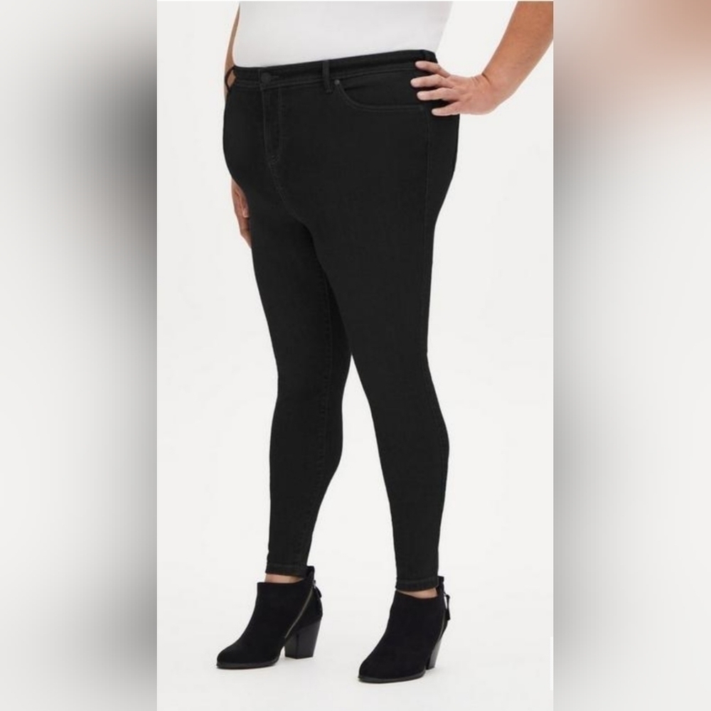 Torrid Black Super Soft High-Rise Super Skinny Jeans 16R